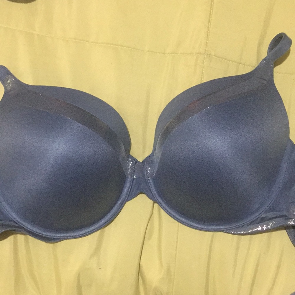 Victoria Secret 38D perfect shape bra. Worn once